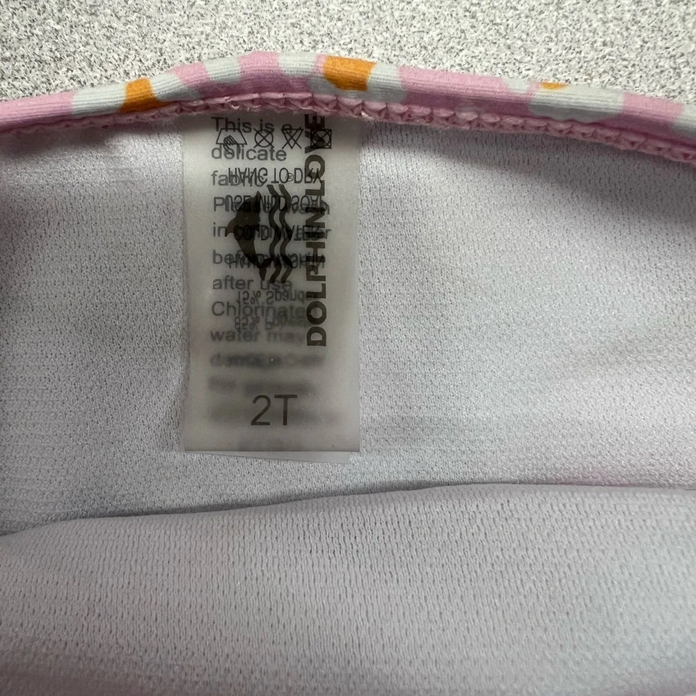 Size 2T Swimsuit & Coverup Bundle - Picture 4 of 8
